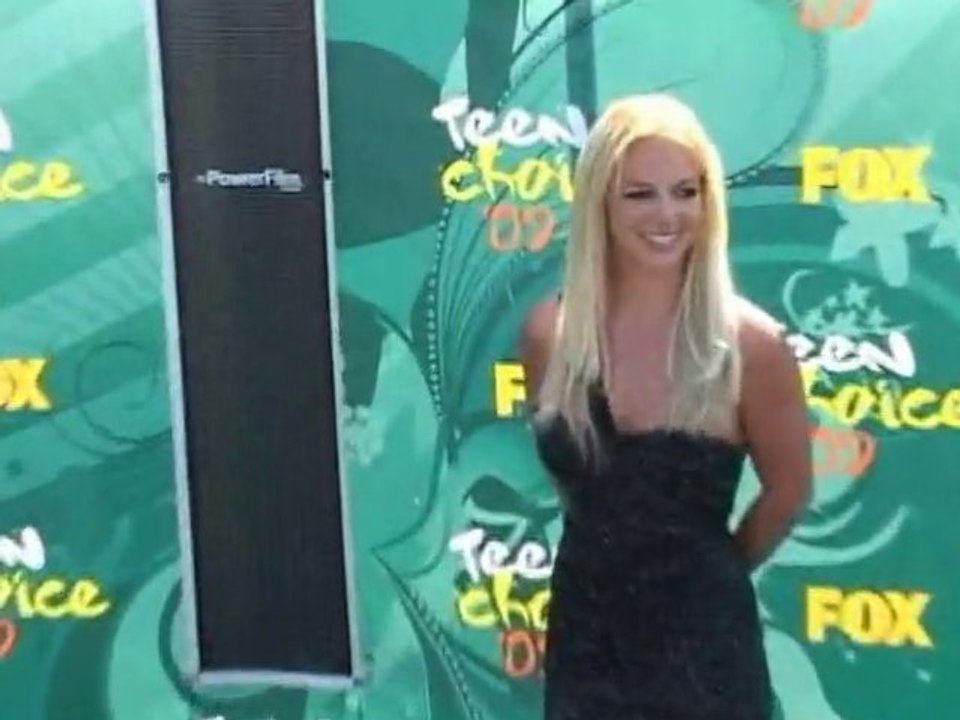 SNTV - Celebrities who married young