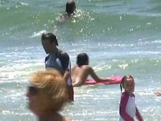 SNTV - Star Surfin Safari!