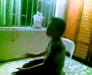 Ağustos böceğiyle Karınca :D:D