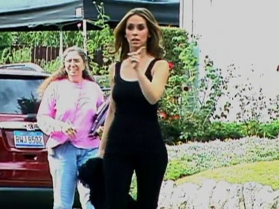 SNTV - Celebrities, they aren't fat!