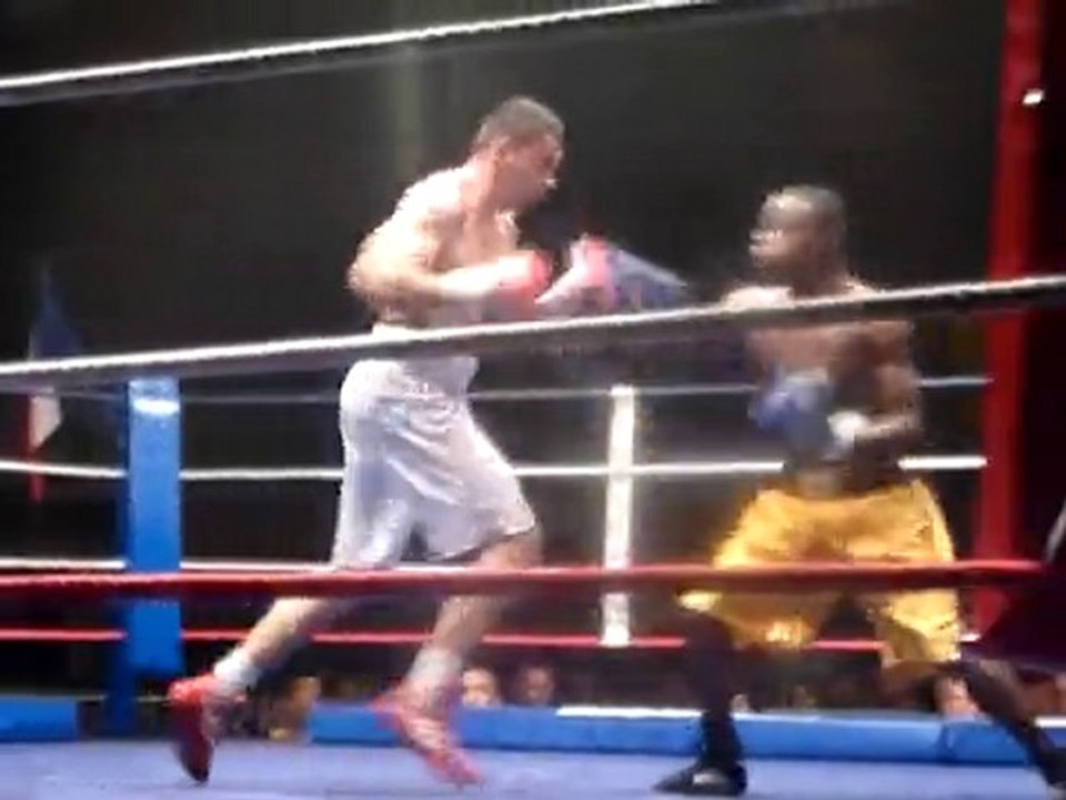 Les Pennes Mirabeau- Gala de Boxe Anglaise 23 avril 2010