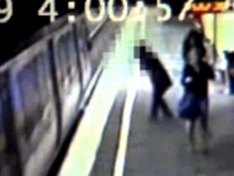 SNTV - Baby Boy Strolls Away