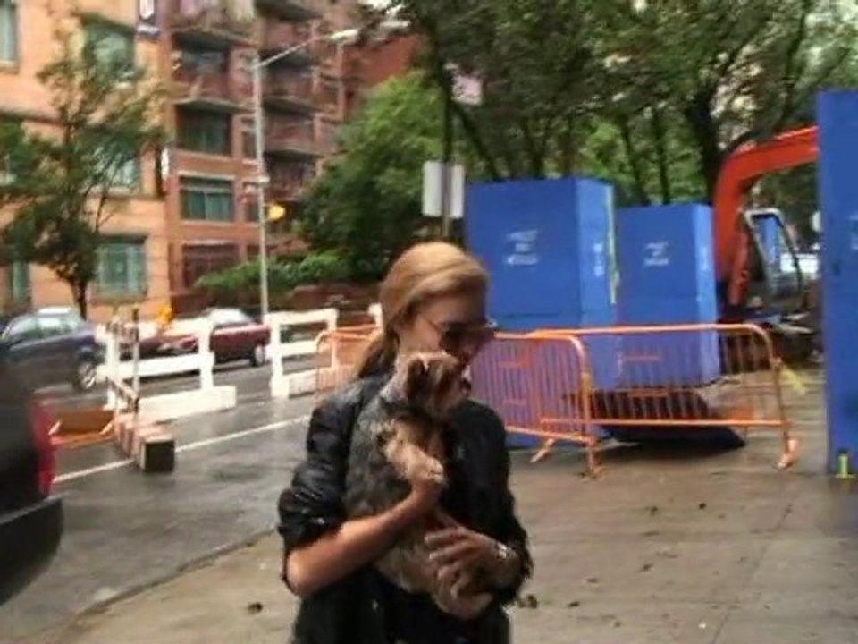 SNTV - Celeb dogs live the life