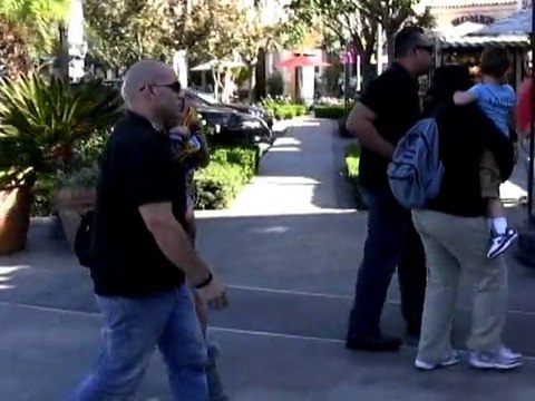 SNTV - Britney Spears turns 28