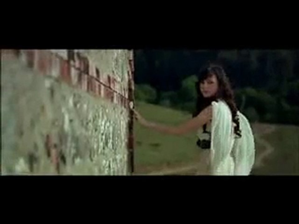 En Sevdiğin şarkı yalansa..........ßyn. upload DeRYa DaVRaN