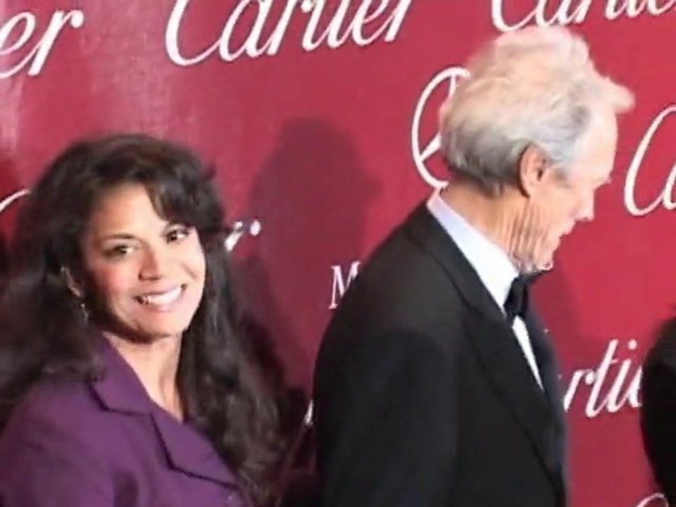 SNTV - Mariah carries the red carpet