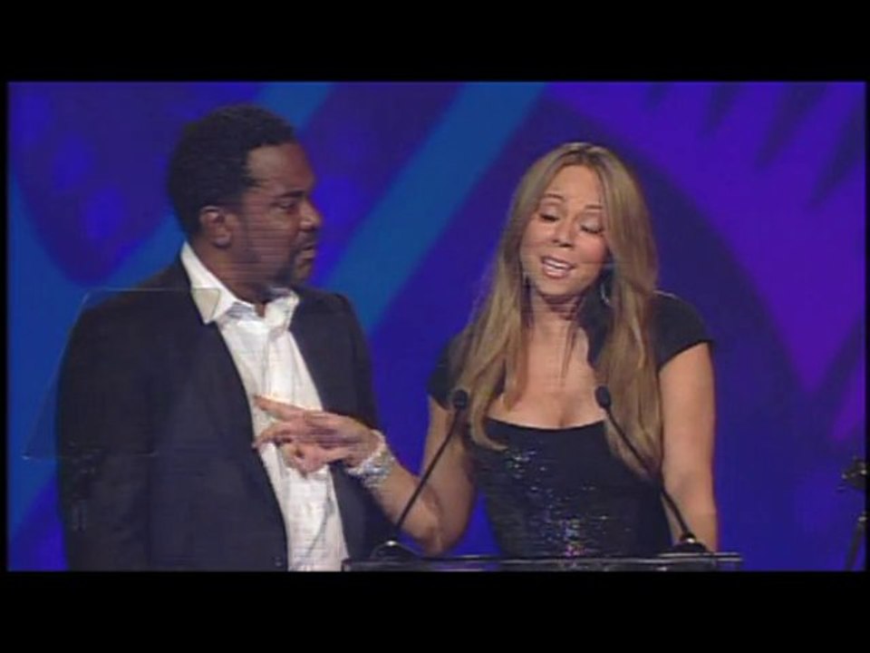 SNTV - Mariah's stumbled speech
