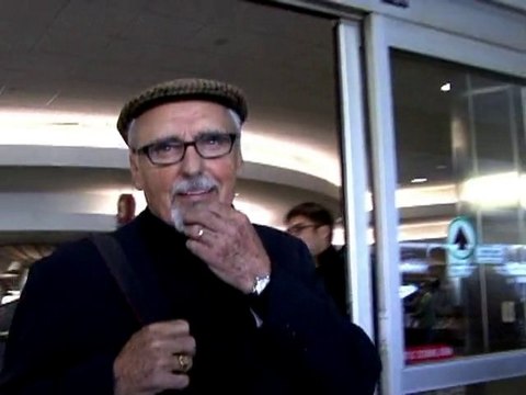 SNTV - Dennis Hopper's wife runs errands