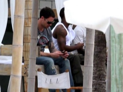 SNTV - Wayne Bridge nets Kim Kardashian