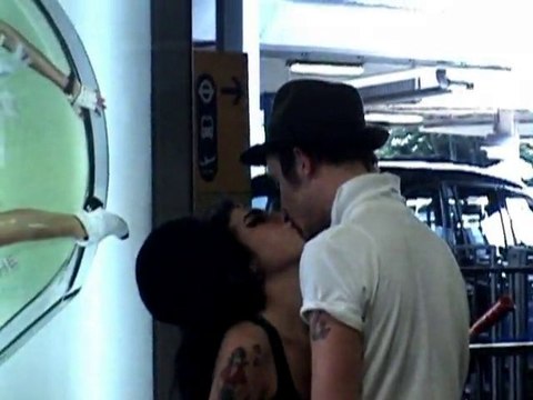 SNTV - Latest couples news