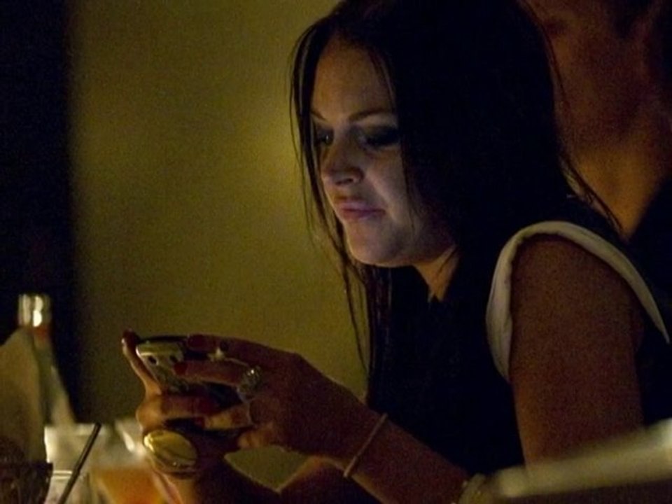 SNTV - Lindsay's Got A Gun