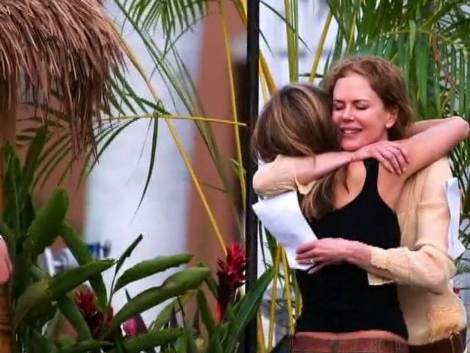 SNTV - Aniston and Sandler pucker up