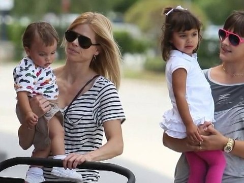 SNTV - Elin moves forward with divorce