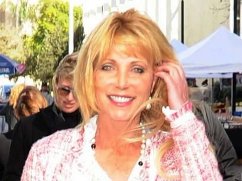 SNTV - David shows Hoff his new lady