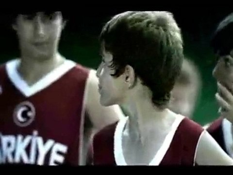 12 Dev Adam Garanti Reklamı