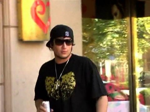 SNTV - Biographie de Lindsay Lohan