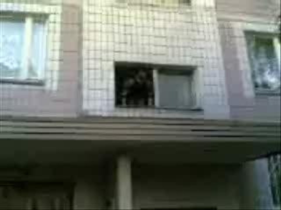 Descente d'un toit chute sur la tete