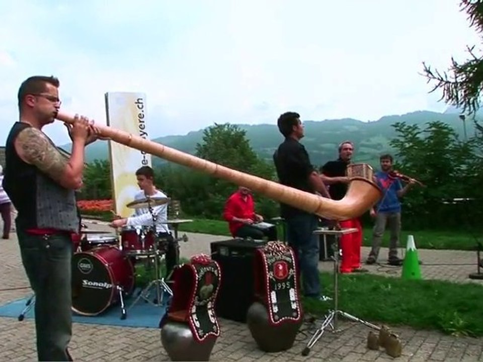 SEQUENCES LABEL SUISSE#9 featuring SONALP