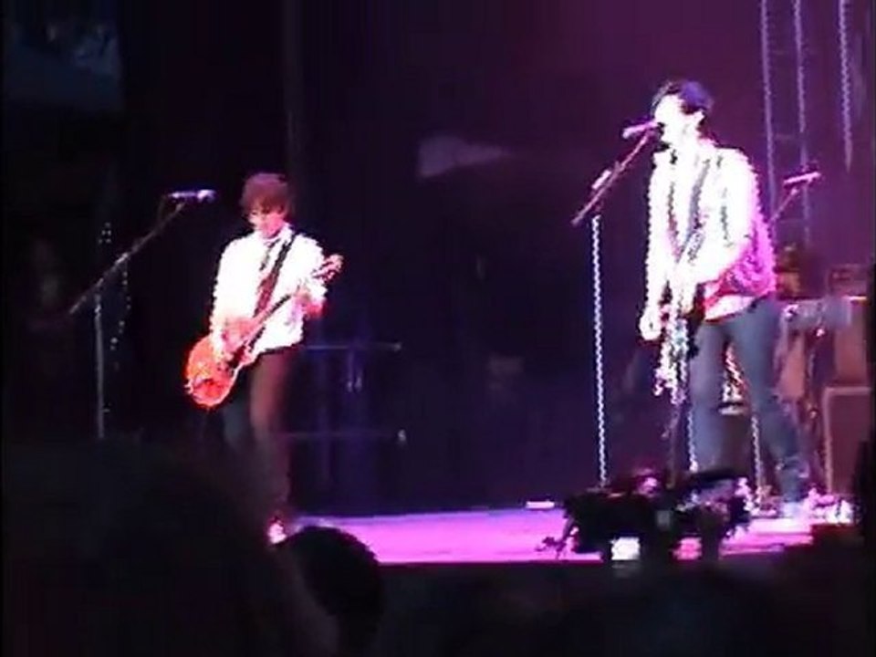 Mariana's Trench PNE concert, part 2