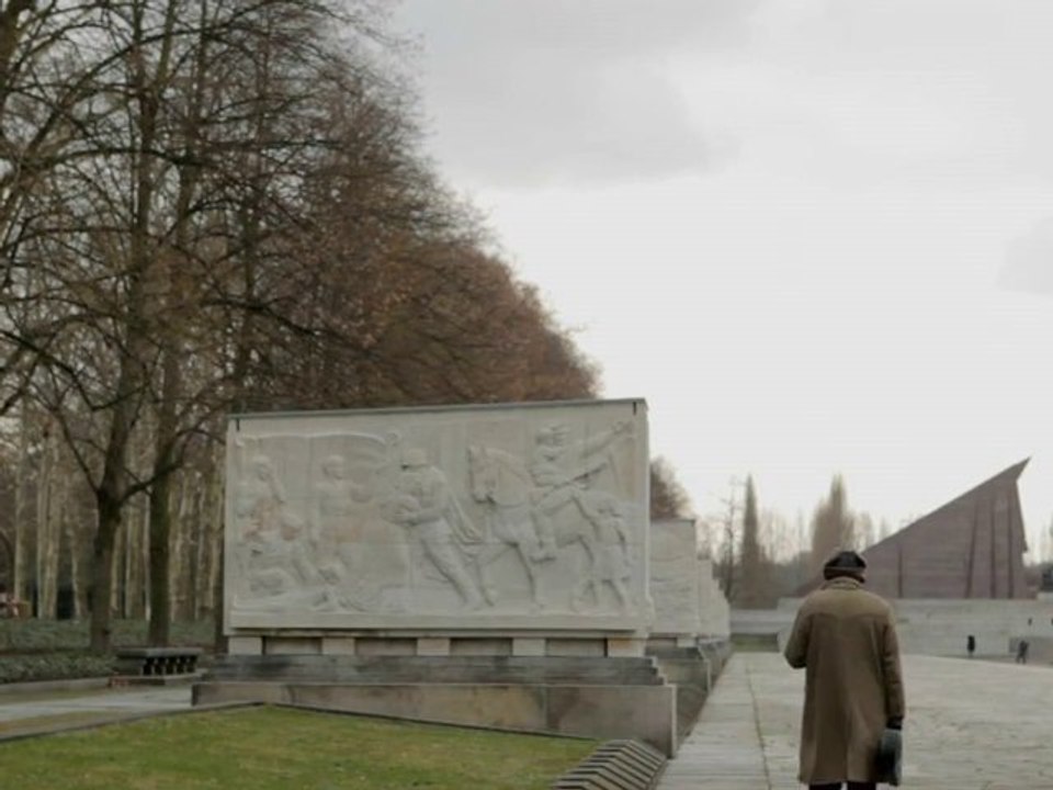 Chilly Gonzales - I am Europe