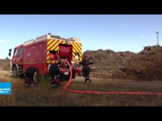 4 000 m3 de déchets verts en feu à Trangé (Sarthe)
