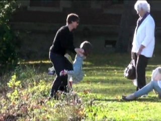 SNTV - La famille Cruise à Boston