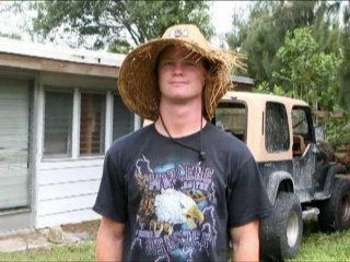 SNTV - Photos d'école de Megan Fox