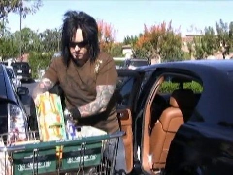 SNTV - Les Stars Disent Quoi?