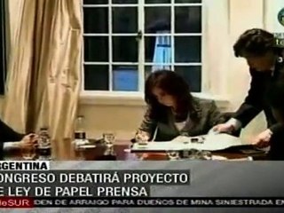 Diputados proponen modificaciones a proyecto de Papel Prensa