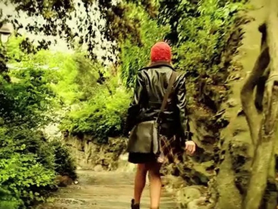 Alexandra Tan - Hoping for a smile (Genica Prod)