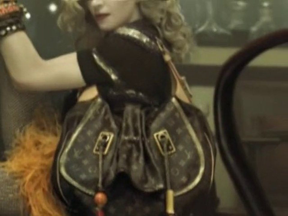 SNTV - Madonna pour Dolce & Gabbana