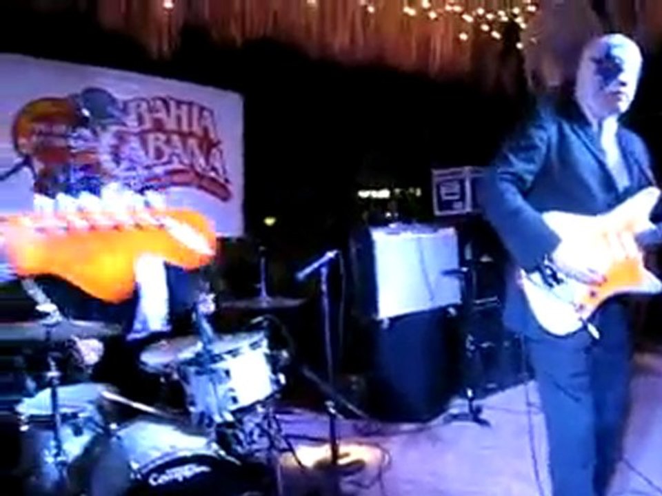 LOS STRAITJACKETS   'PERFIDIA'