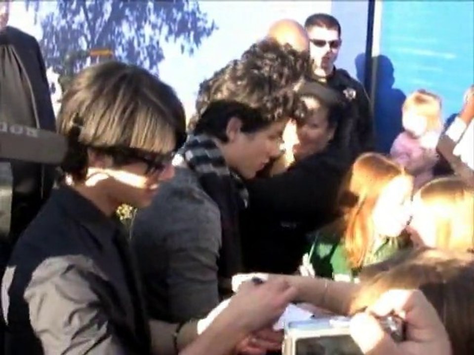 SNTV - Exklusiv: News aus Hollywood