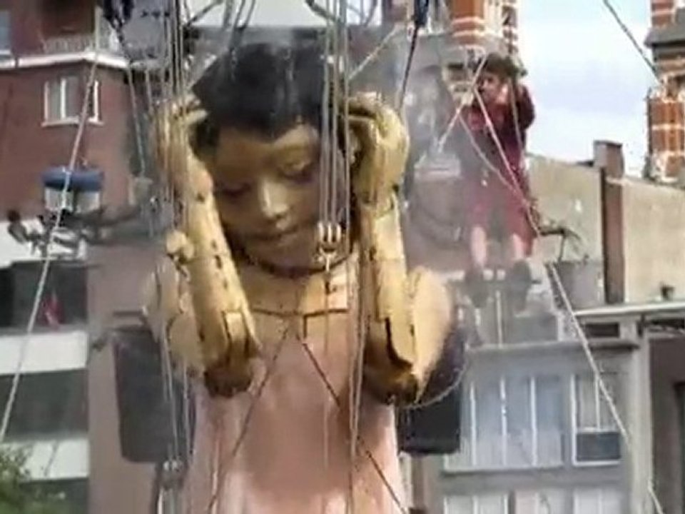 DE DUIKER, ZIJN HAND EN DE KLEINE REUZIN - DAG 2 - DEEL 3/4