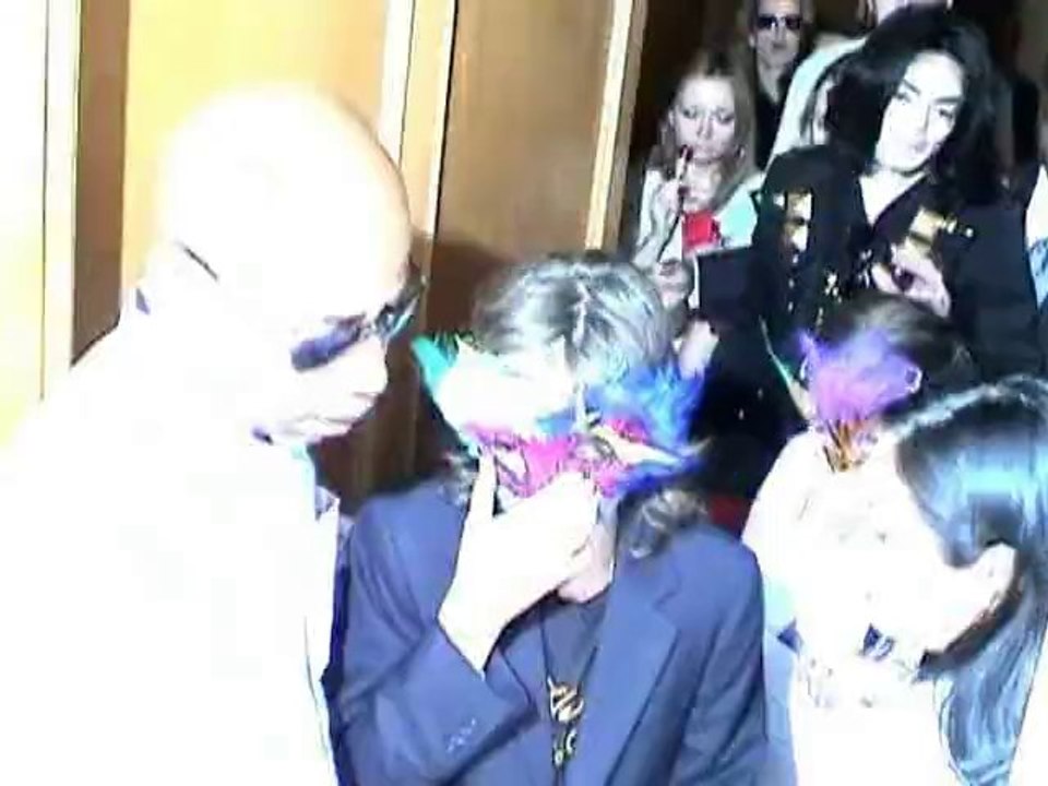 SNTV - Exklusiv: Jacksons Kinder