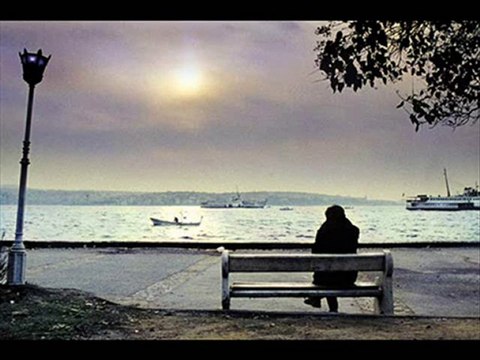 NEV ŞİMDİ UZAKLARDASIN