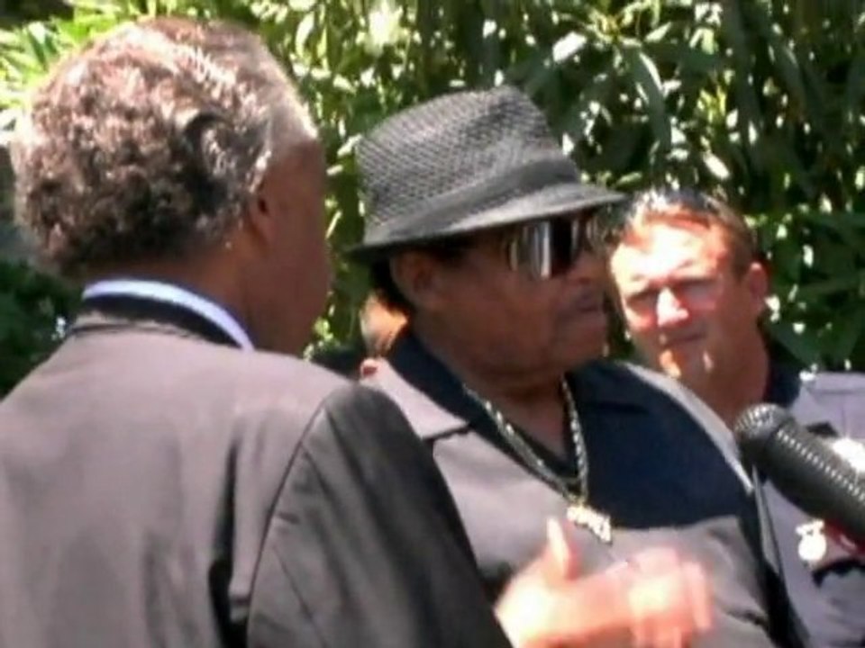 SNTV - Exklusiv! Ermittlungen um Jackson