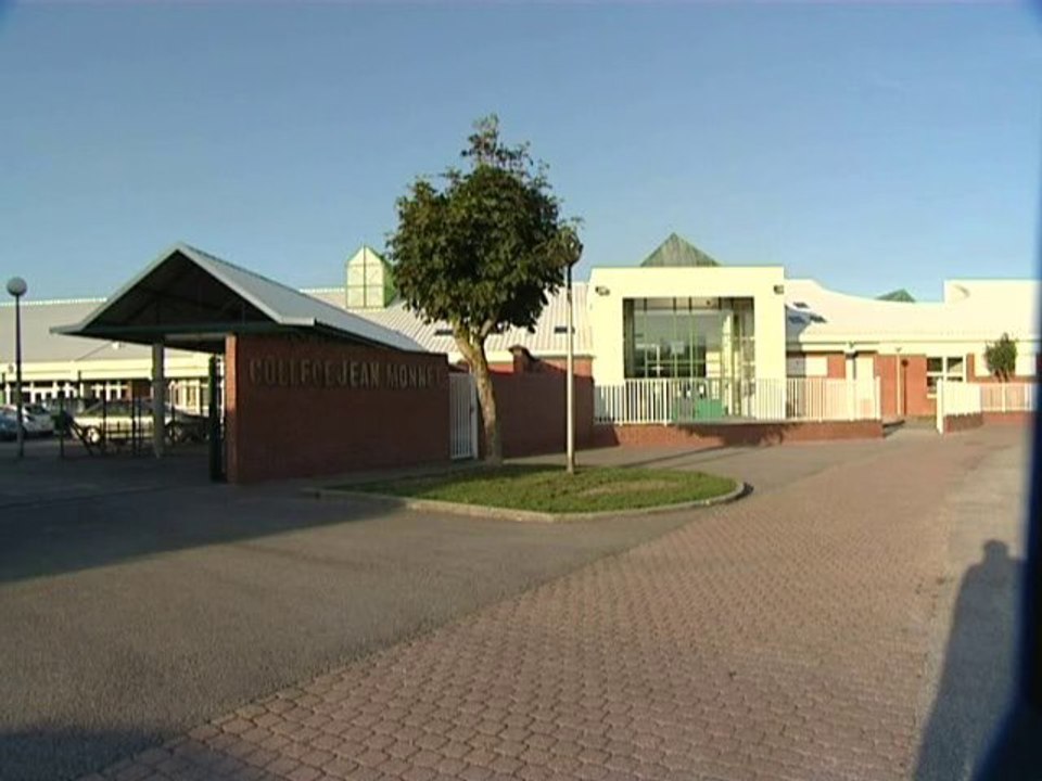 Calaisis TV Les profs font leur rentree