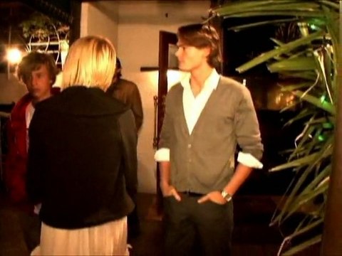 SNTV - Exklusiv: seltsame Hollywood-Paare