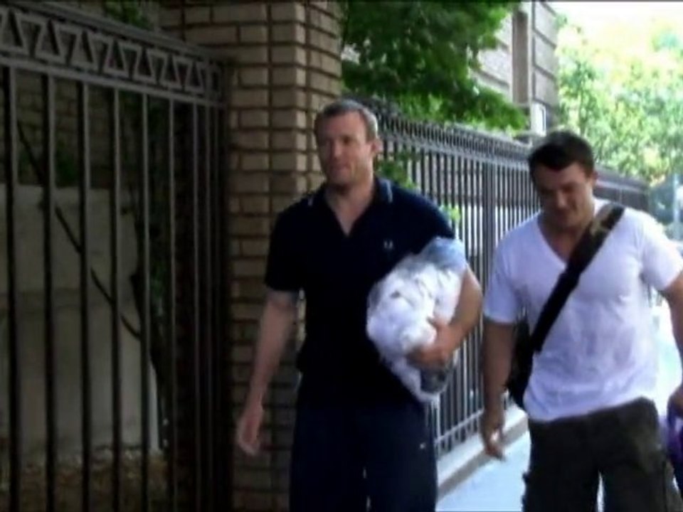 SNTV - Exklusiv: Ritchies Kneipen-Problem