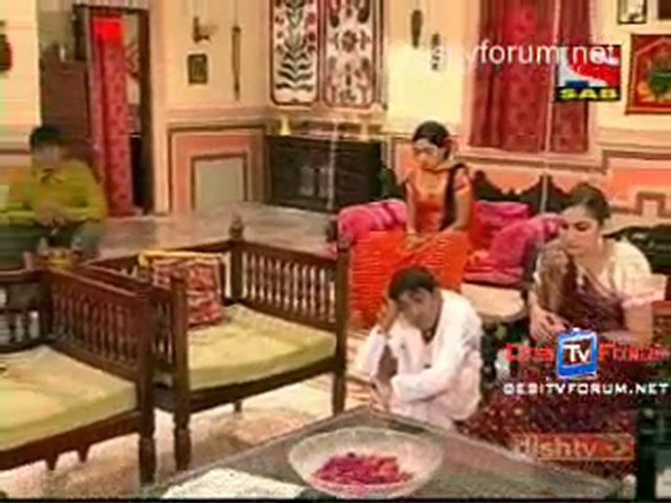 Papad Poll - 1st September 2010- pt3