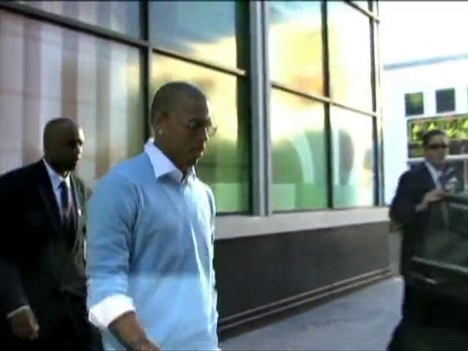 SNTV - Exklusiv: Chris Brown erinnert sich