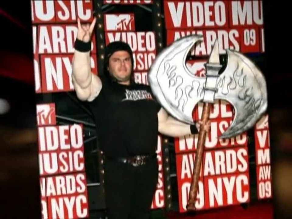 SNTV - Exklusiv: Mode bei den 'MTV VMAs'