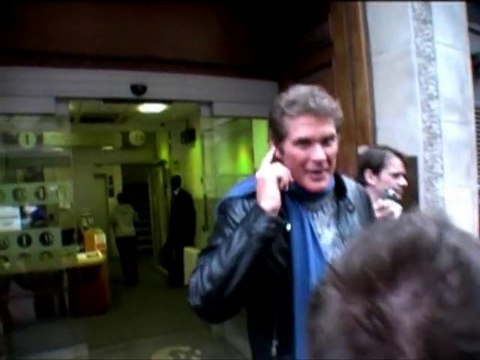 SNTV - Exklusiv: Rätselraten um Hasselhoff