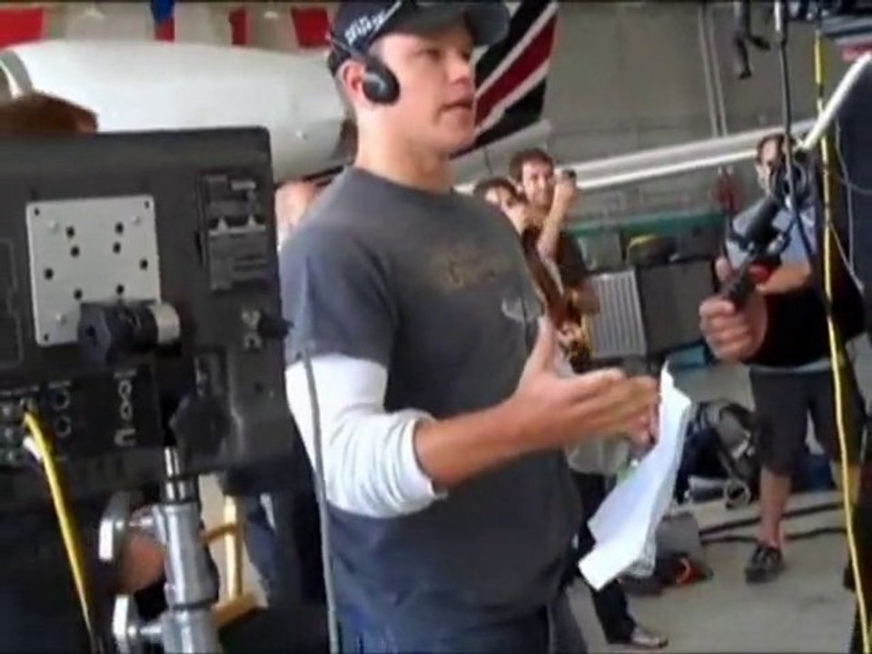 SNTV - Exklusiv: Seth Green flippt aus