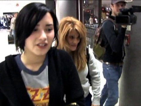 SNTV - Exklusiv: Stars und ihre Fauxpas