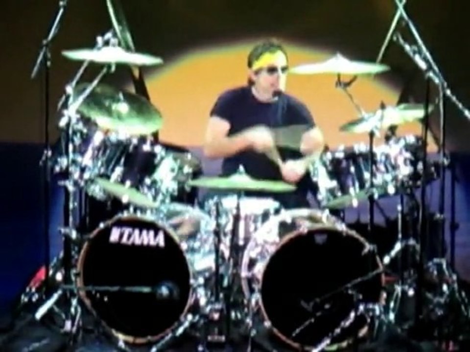 SNTV - Exklusiv: Ben Stiller als Drummer