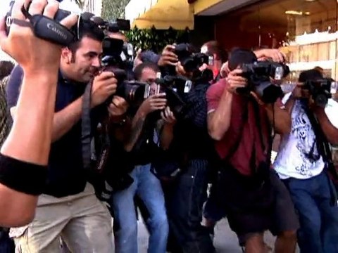 SNTV - Exklusiv: Kim Kardashians Füße