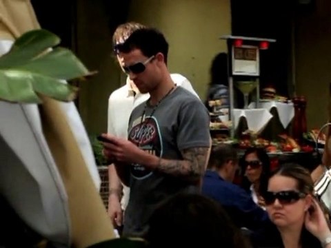 SNTV - Exklusiv: Wayne flirtet in Miami