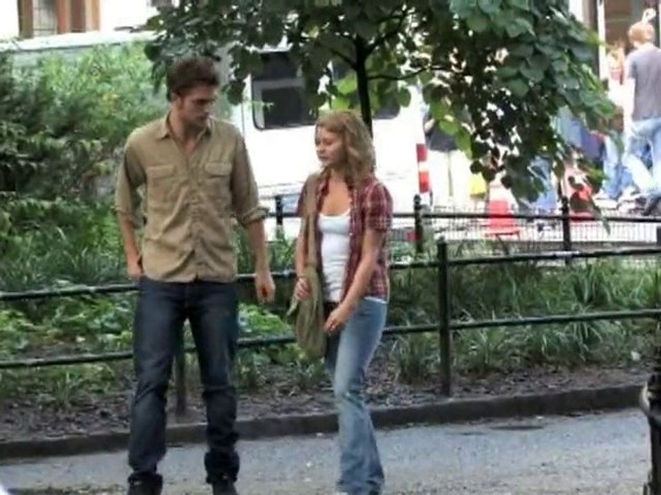 SNTV - Exklusiv: RPattz in 'Remember Me'